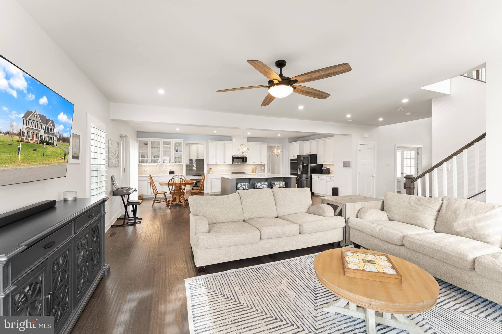 38373 CORALBERRY PLACE