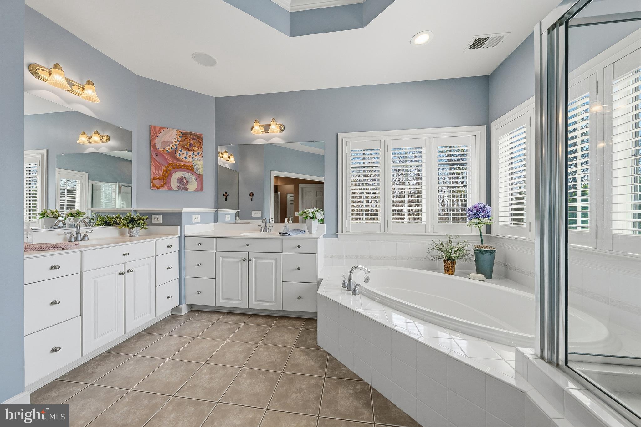 40409 AUTUMN OAK LANE