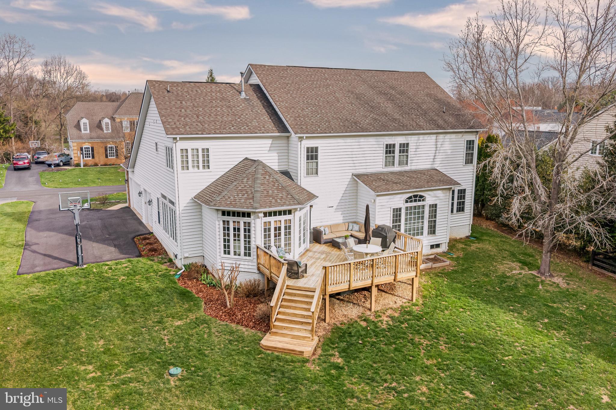 40409 AUTUMN OAK LANE