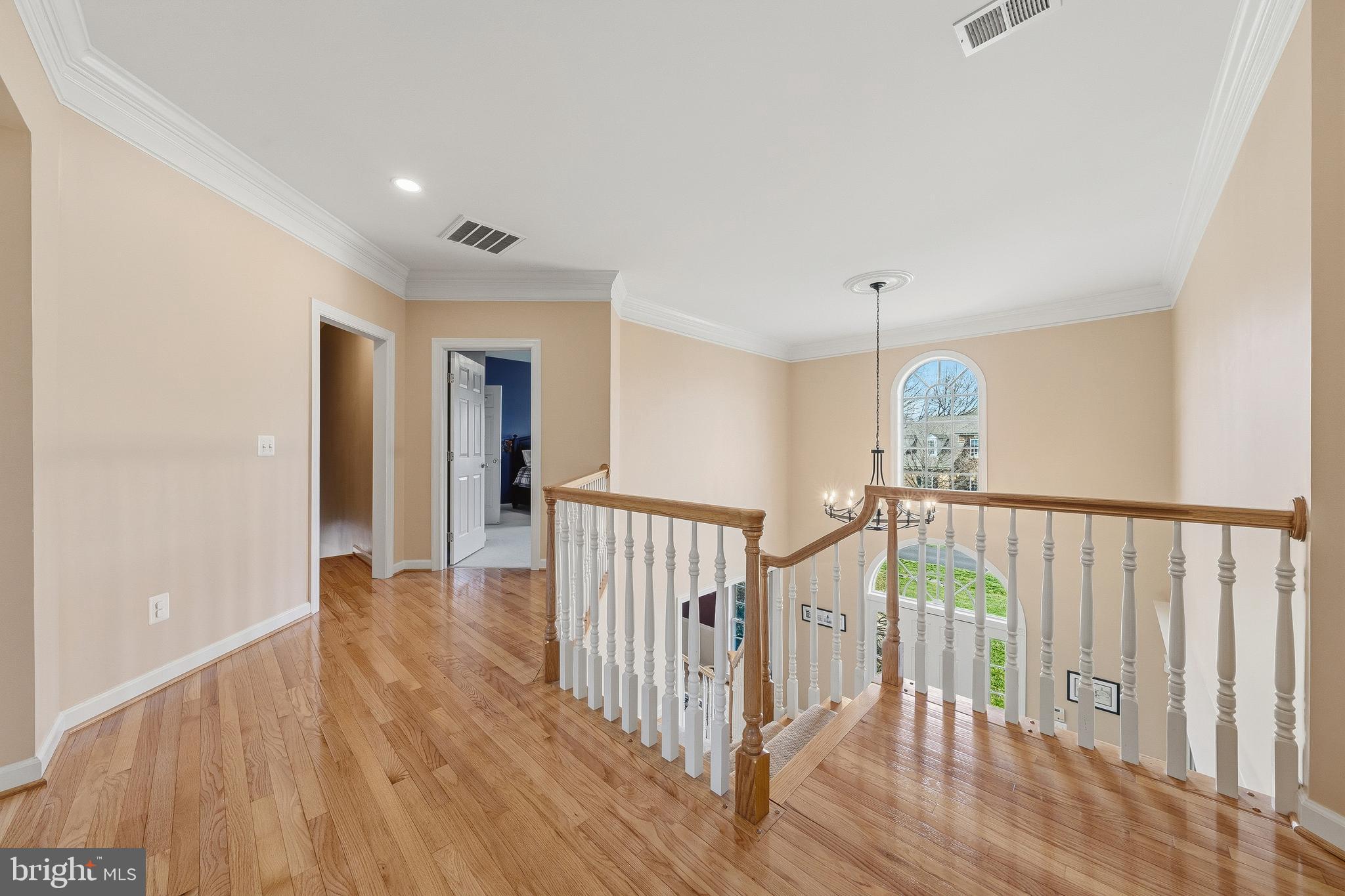 40409 AUTUMN OAK LANE