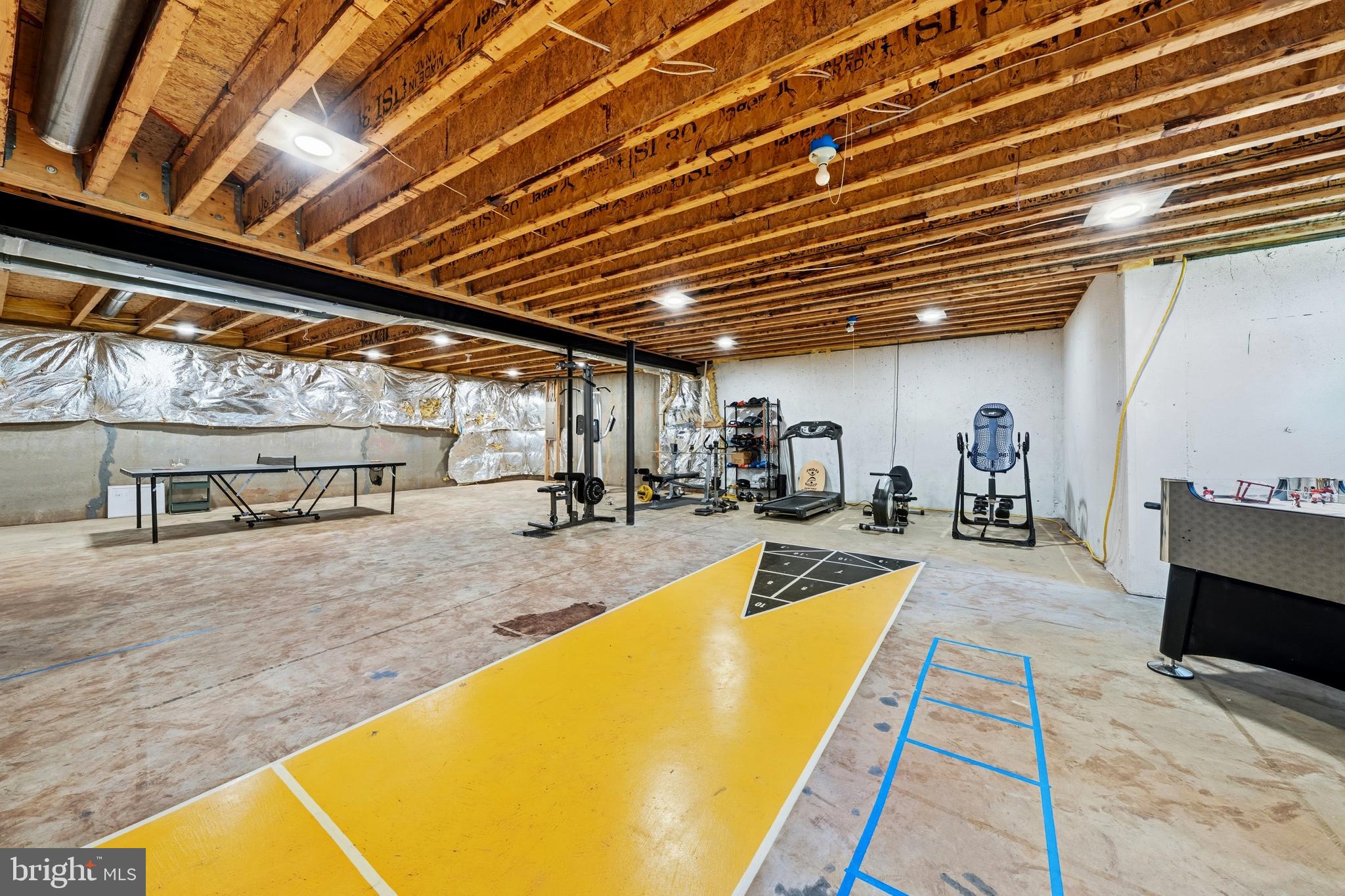 40409 AUTUMN OAK LANE