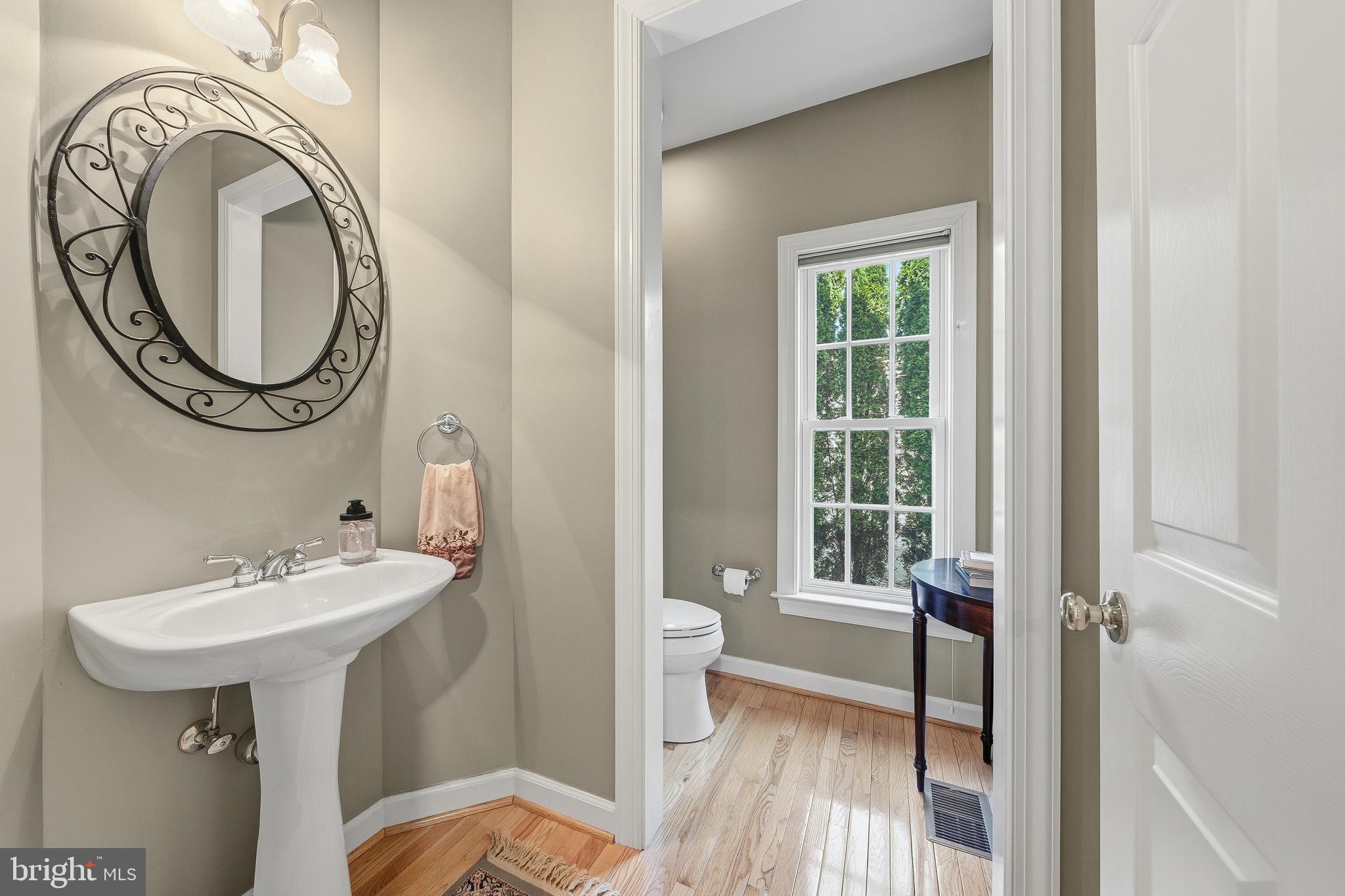 40409 AUTUMN OAK LANE