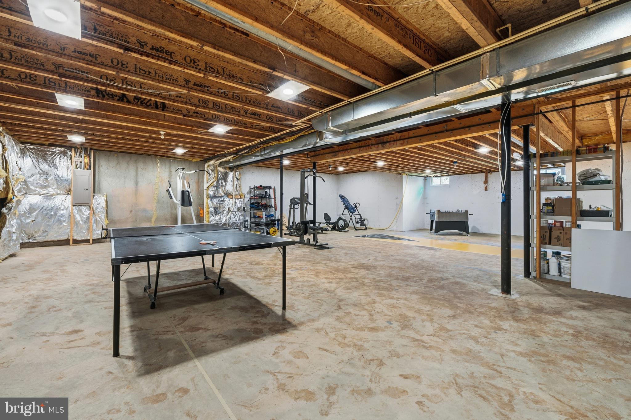 40409 AUTUMN OAK LANE