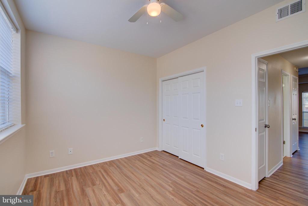 676 GATEWAY DRIVE SE 804