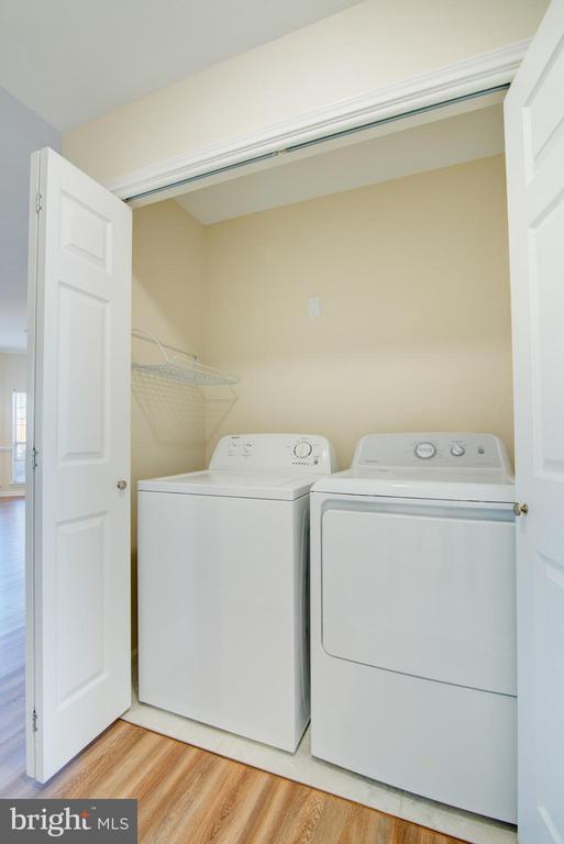 676 GATEWAY DRIVE SE 804