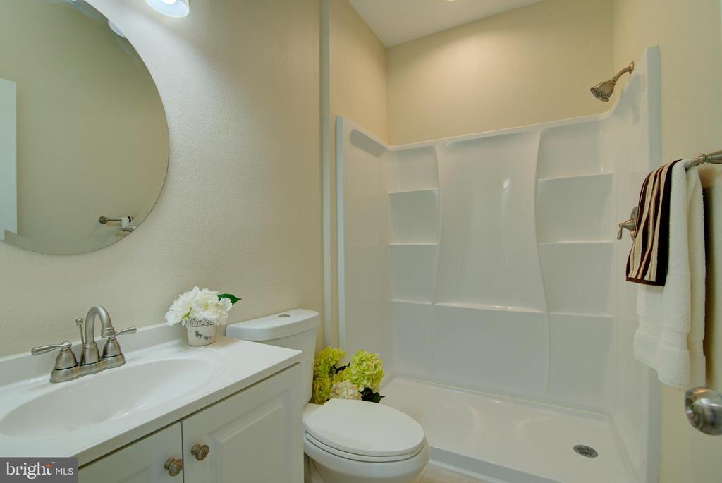 676 GATEWAY DRIVE SE 804
