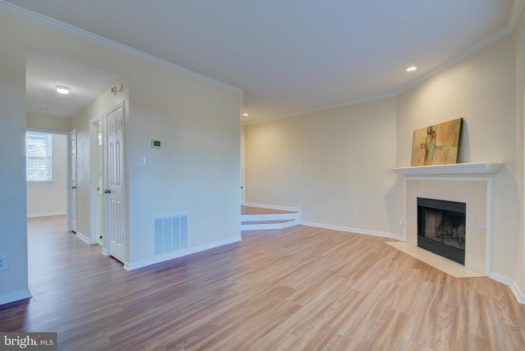 676 GATEWAY DRIVE SE 804
