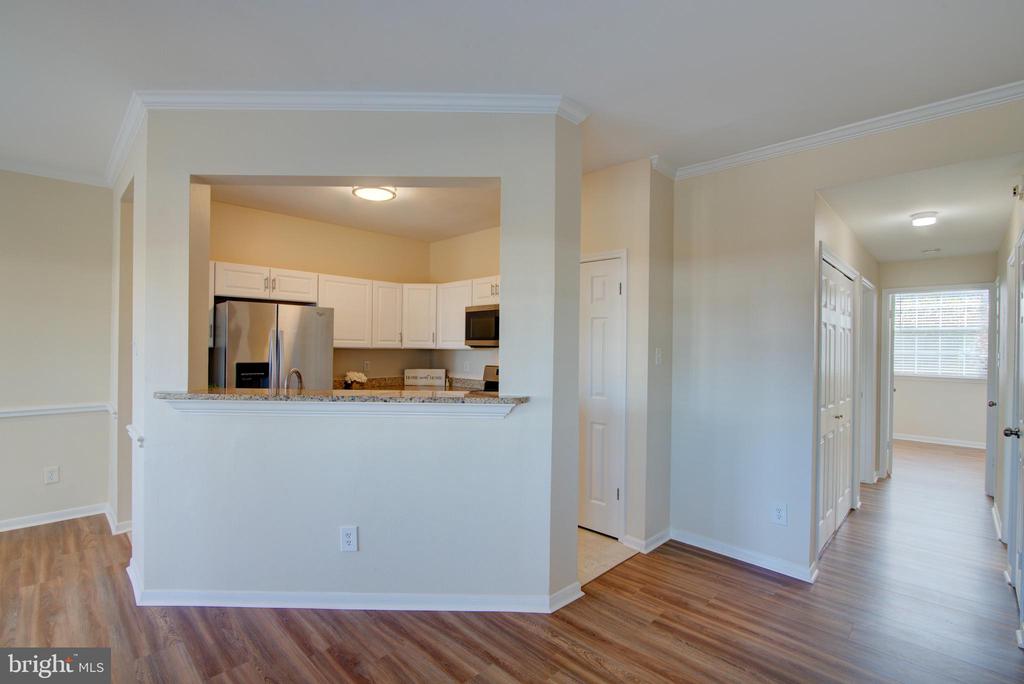 676 GATEWAY DRIVE SE 804