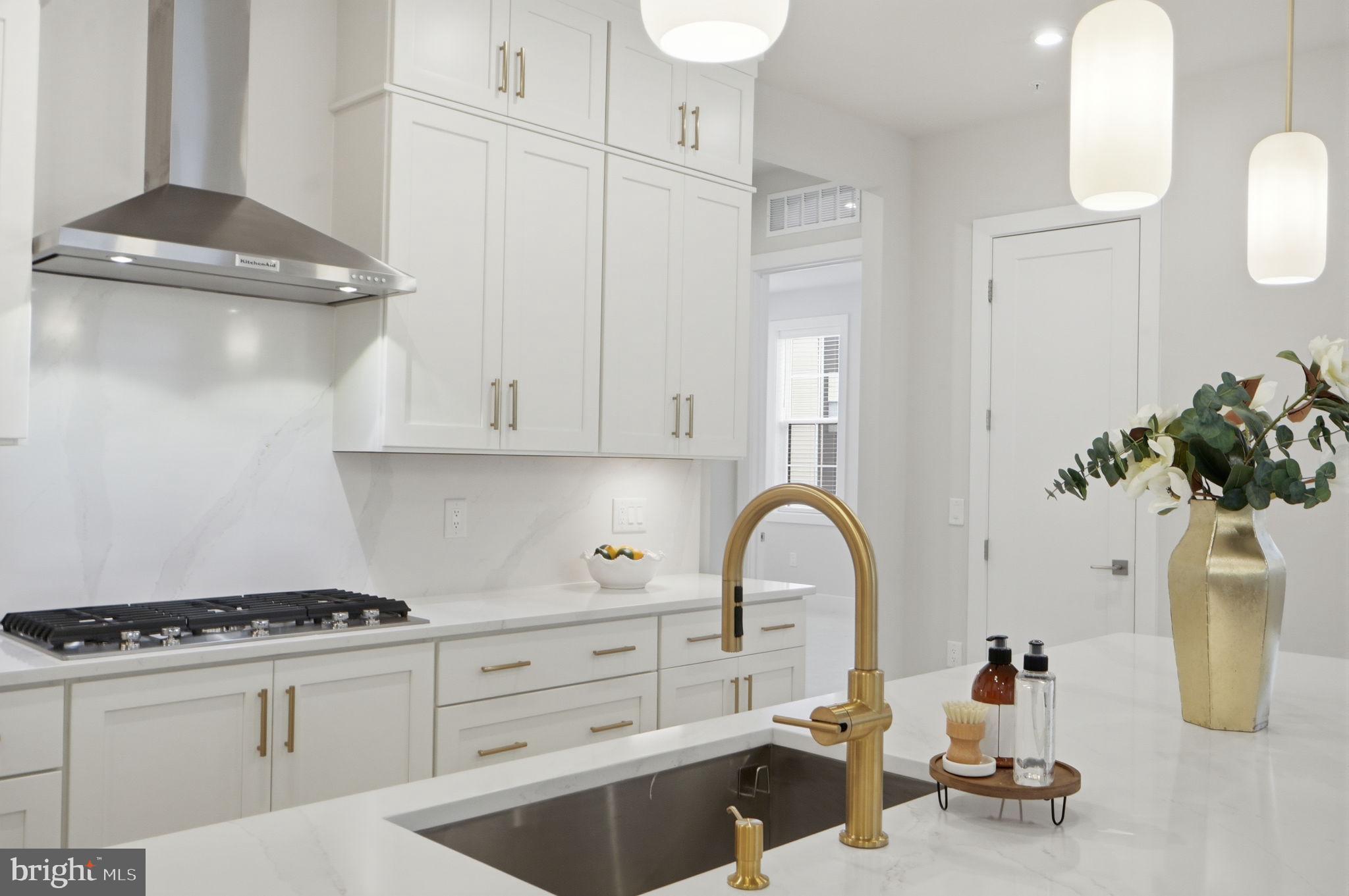 22171 SPRINGSIDE TERRACE 300