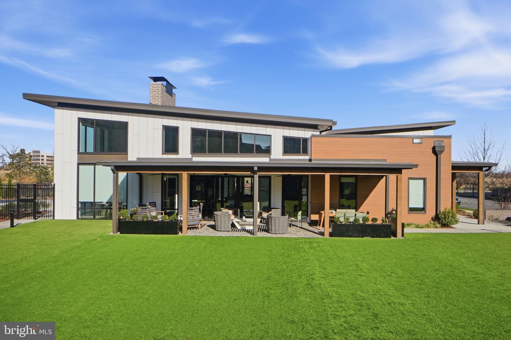 22171 SPRINGSIDE TERRACE 300