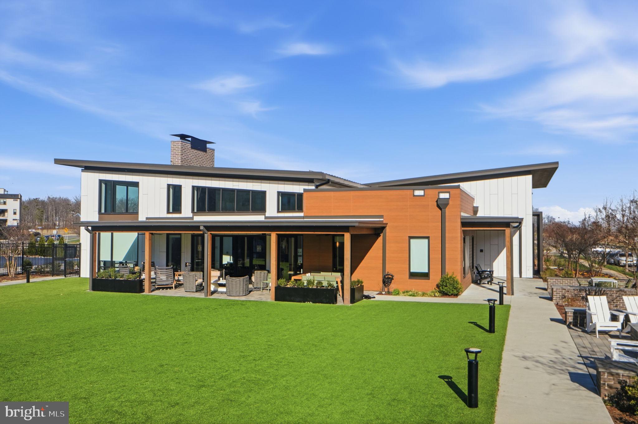 22171 SPRINGSIDE TERRACE 300