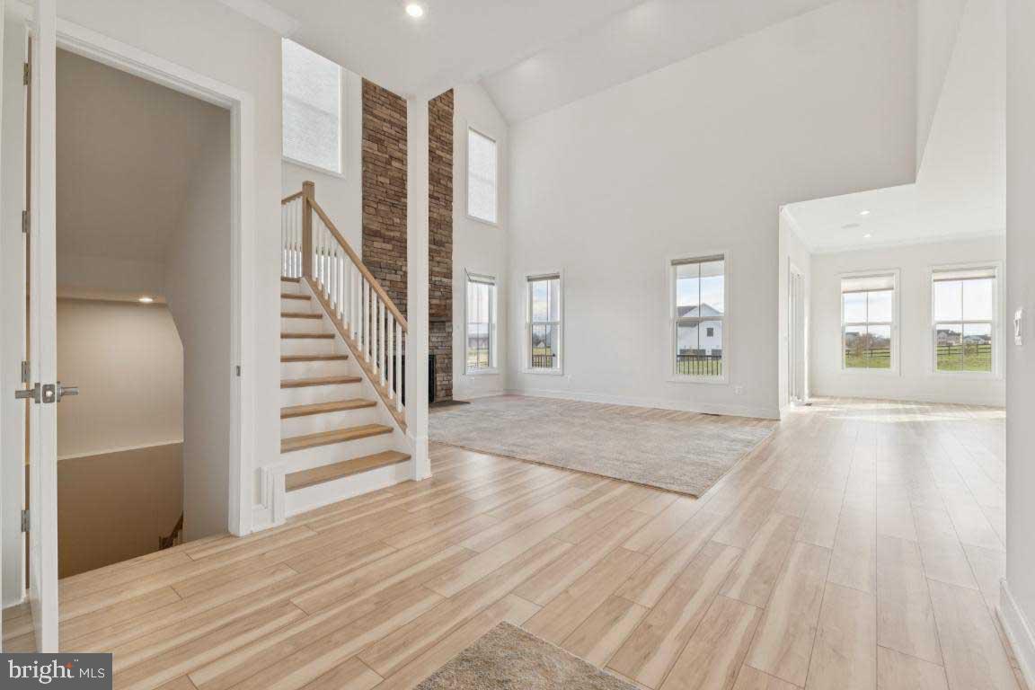 38732 SILVER KING CIRCLE