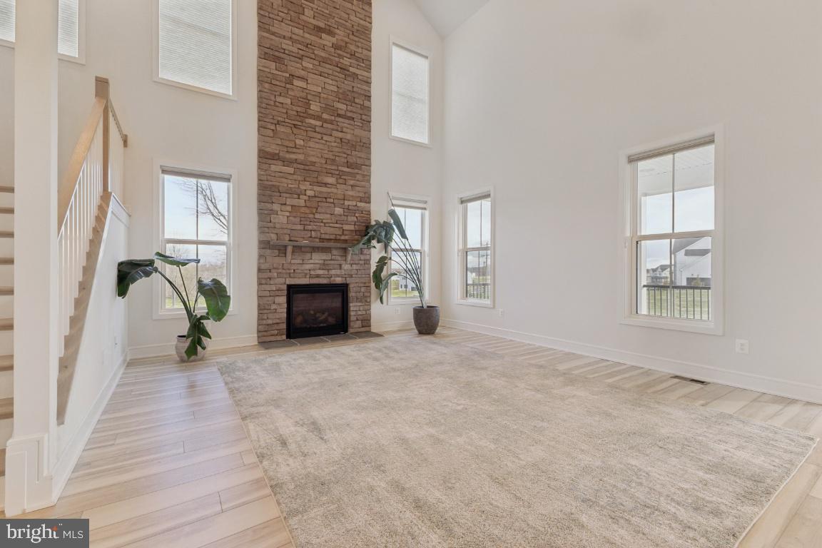 38732 SILVER KING CIRCLE