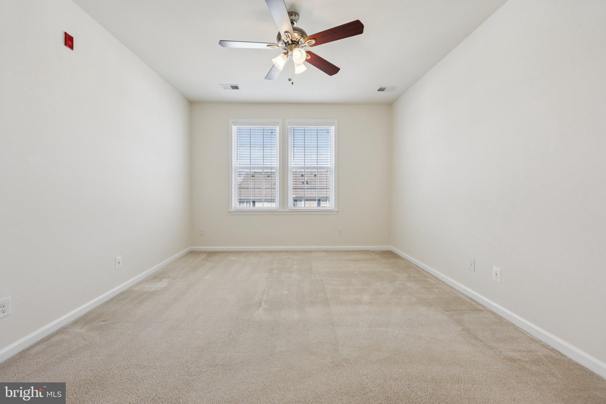 24628 BYRNE MEADOW SQUARE 303