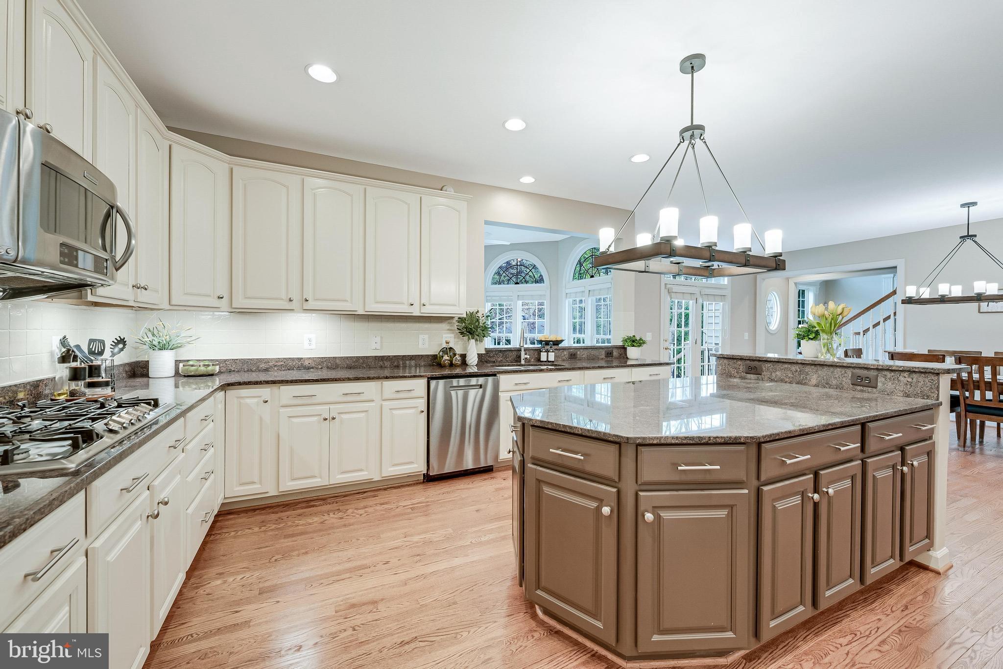 42679 GULICKS LANDING COURT