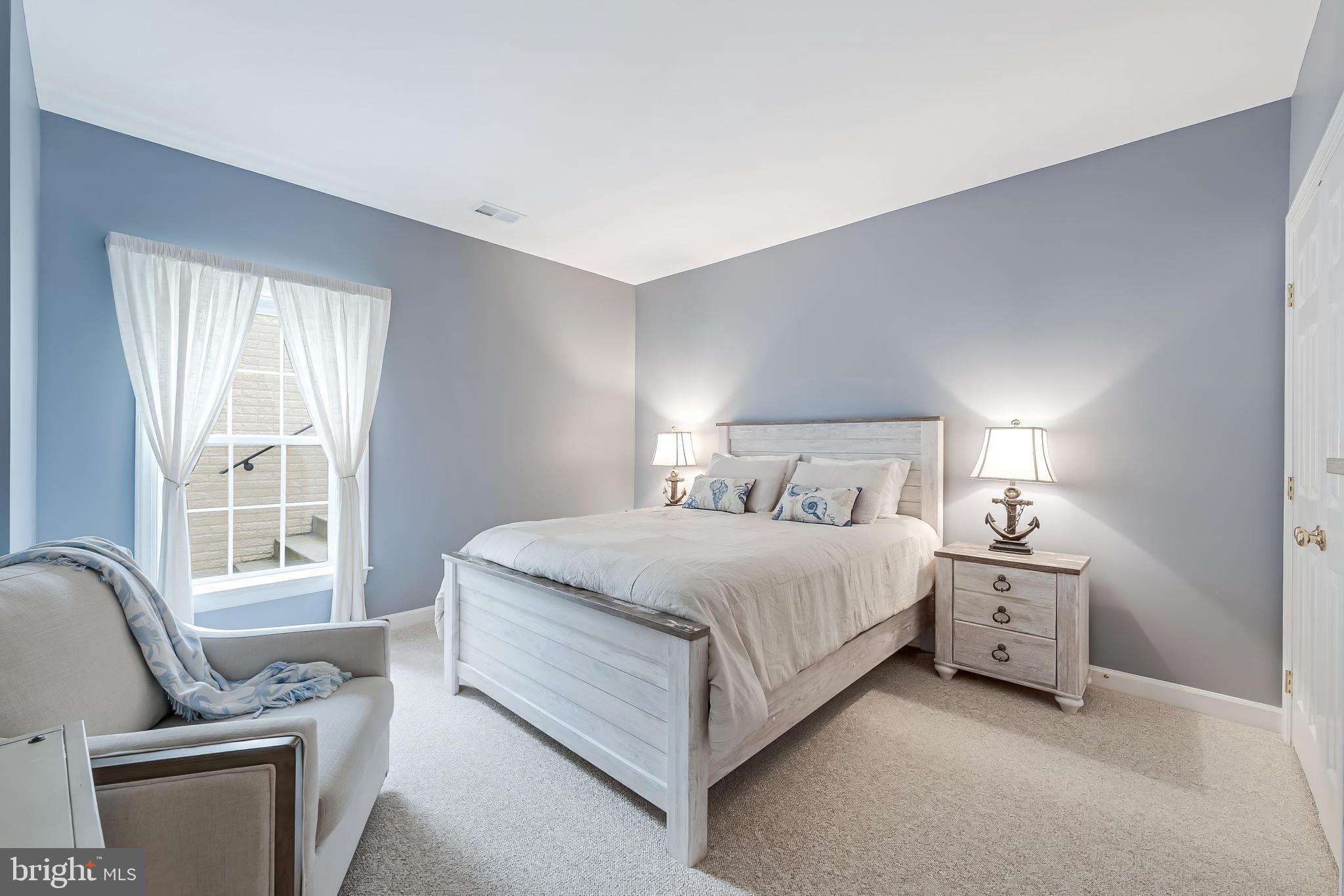 42679 GULICKS LANDING COURT