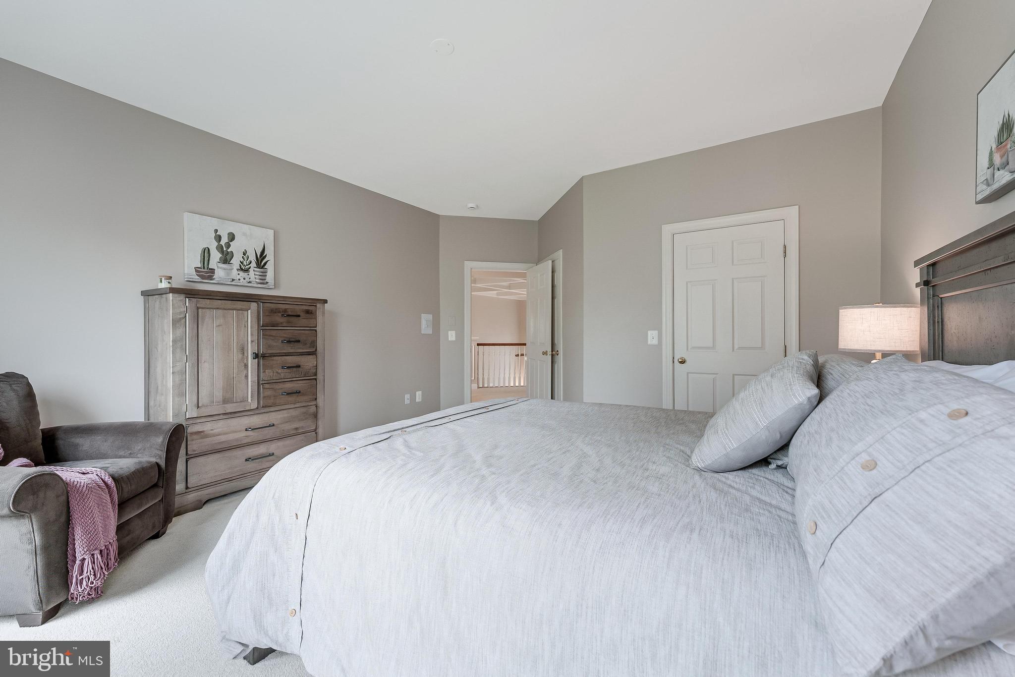 42679 GULICKS LANDING COURT