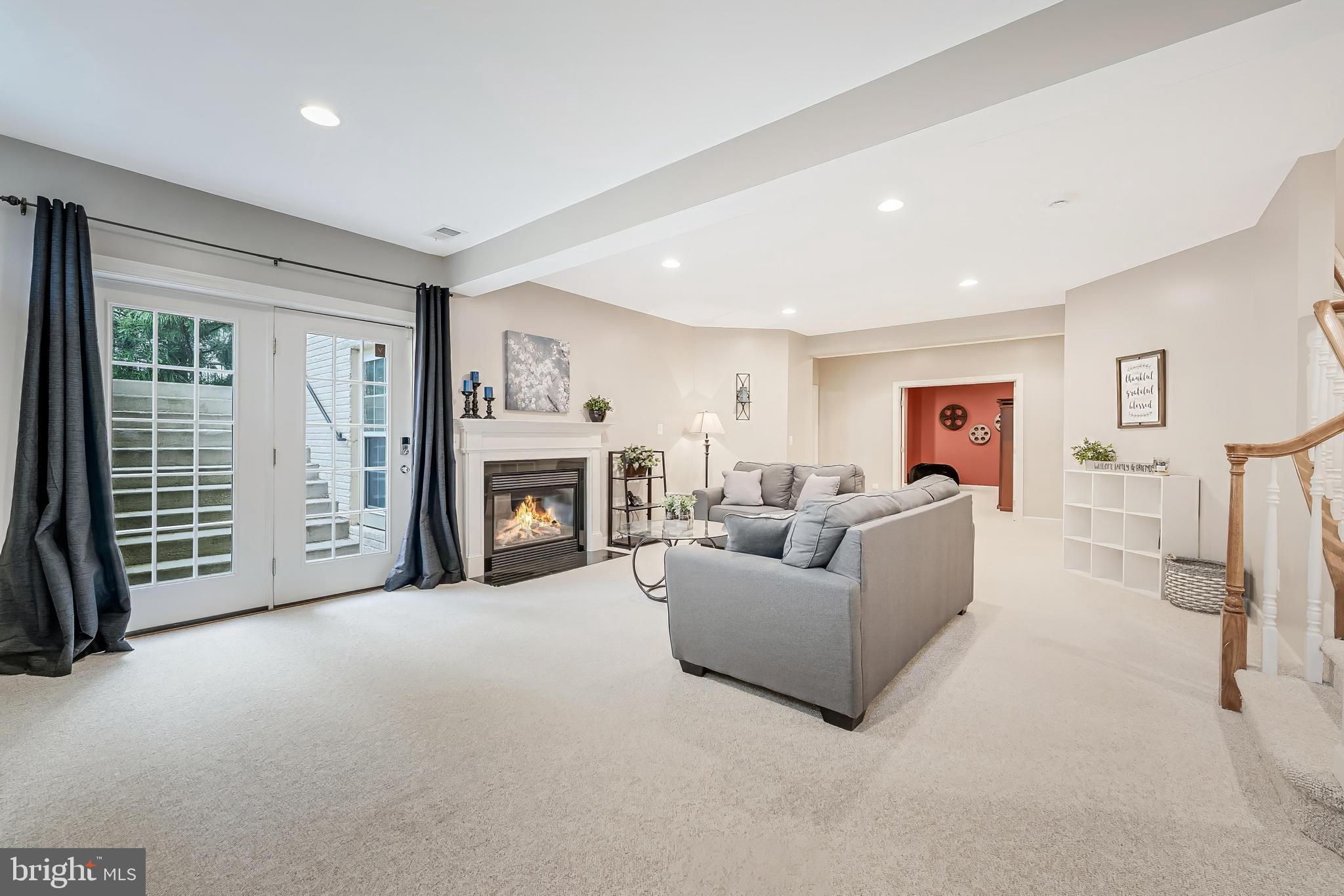 42679 GULICKS LANDING COURT