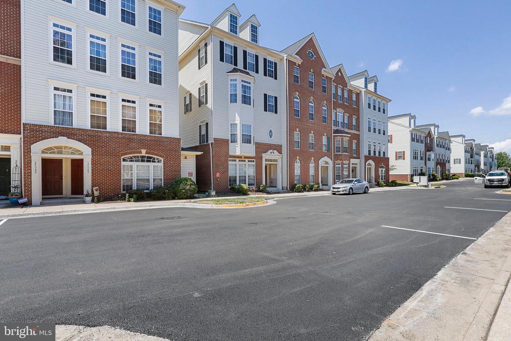 25381 PATRIOT TERRACE