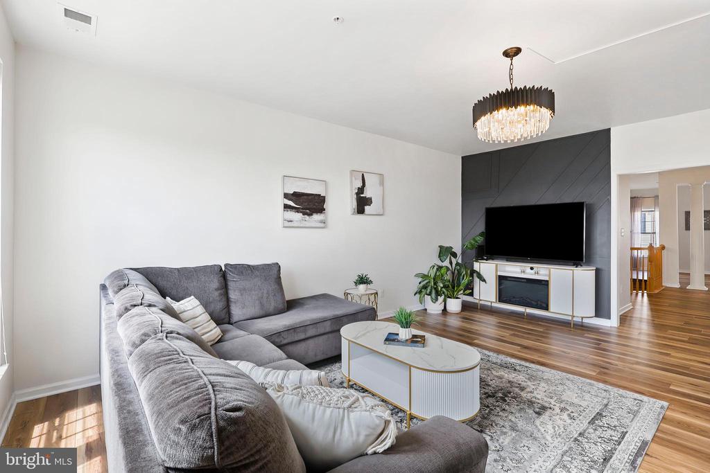 25381 PATRIOT TERRACE