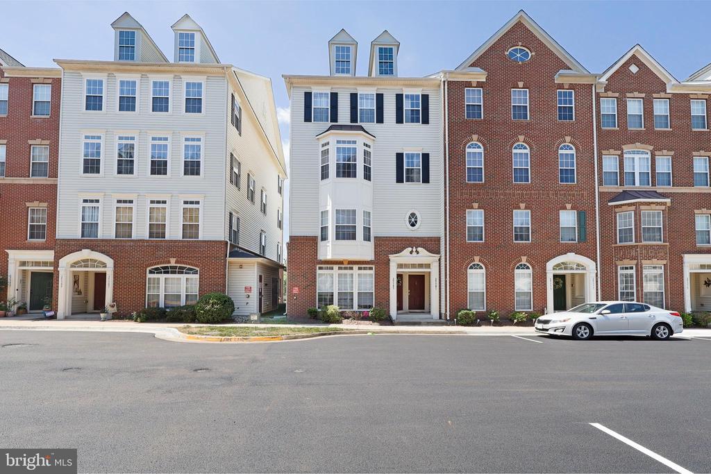 25381 PATRIOT TERRACE