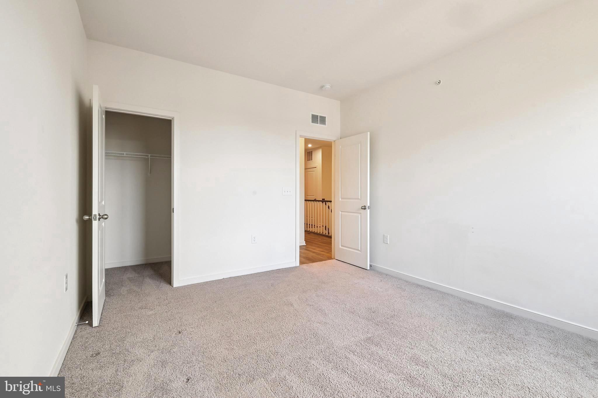 46007 WOODPECKER SQ.