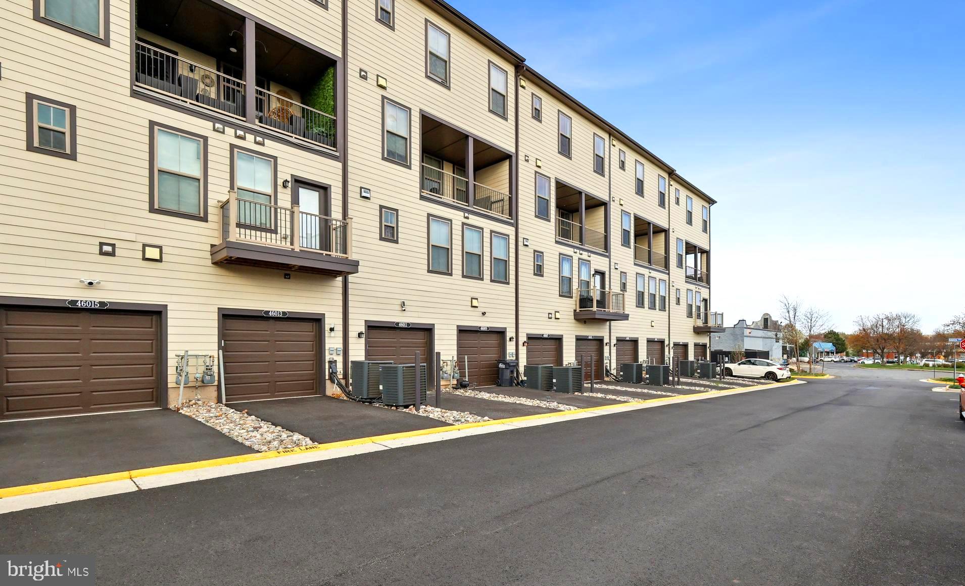 46007 WOODPECKER SQ.