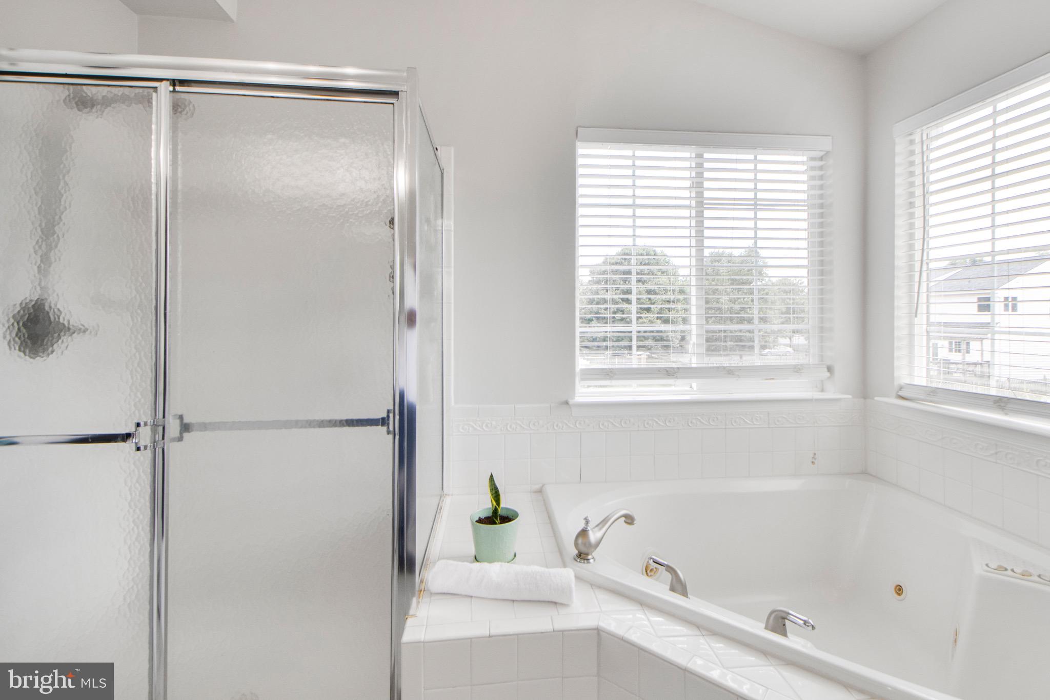 115 RICHARD DRIVE SE