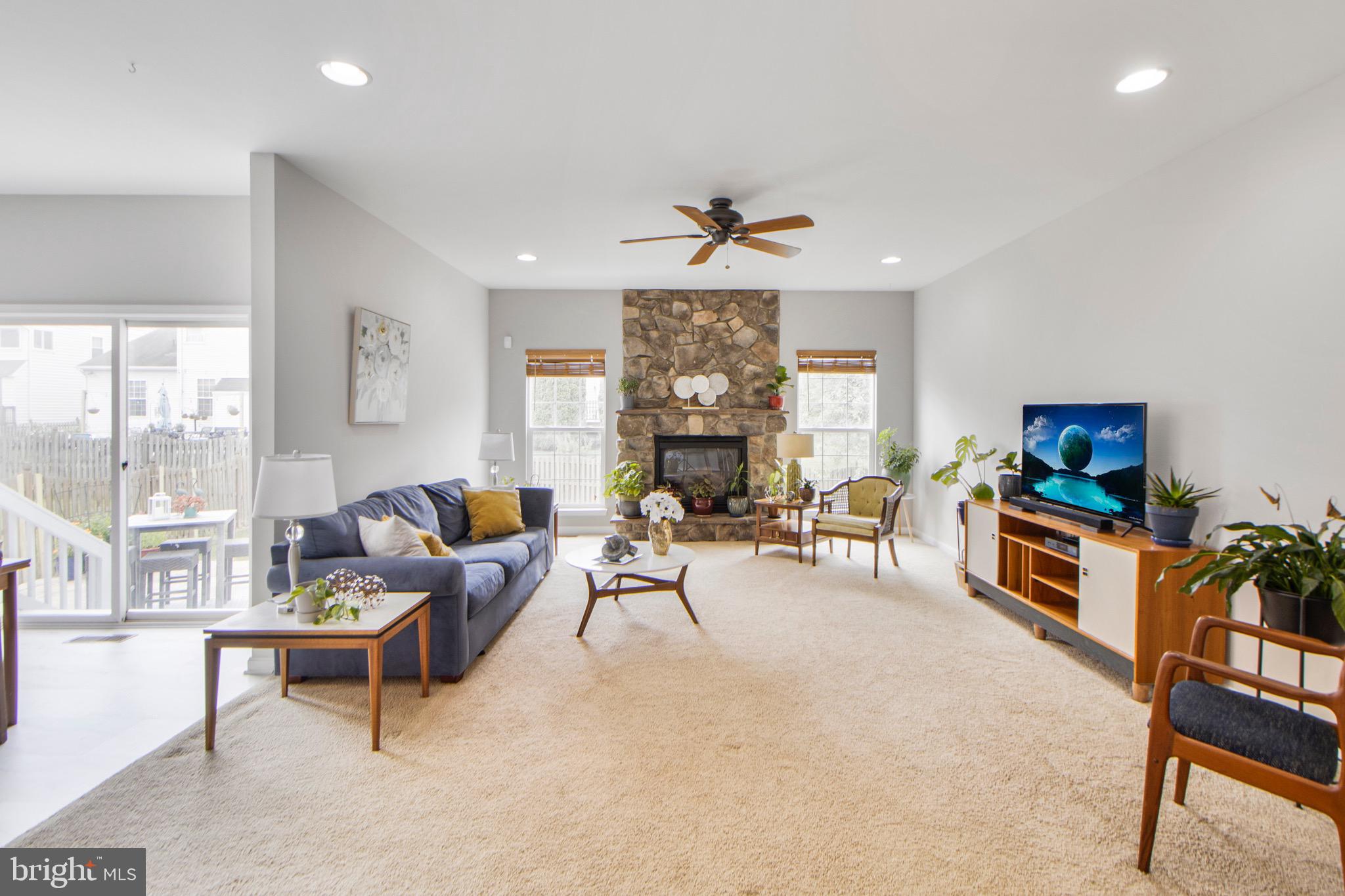 115 RICHARD DRIVE SE