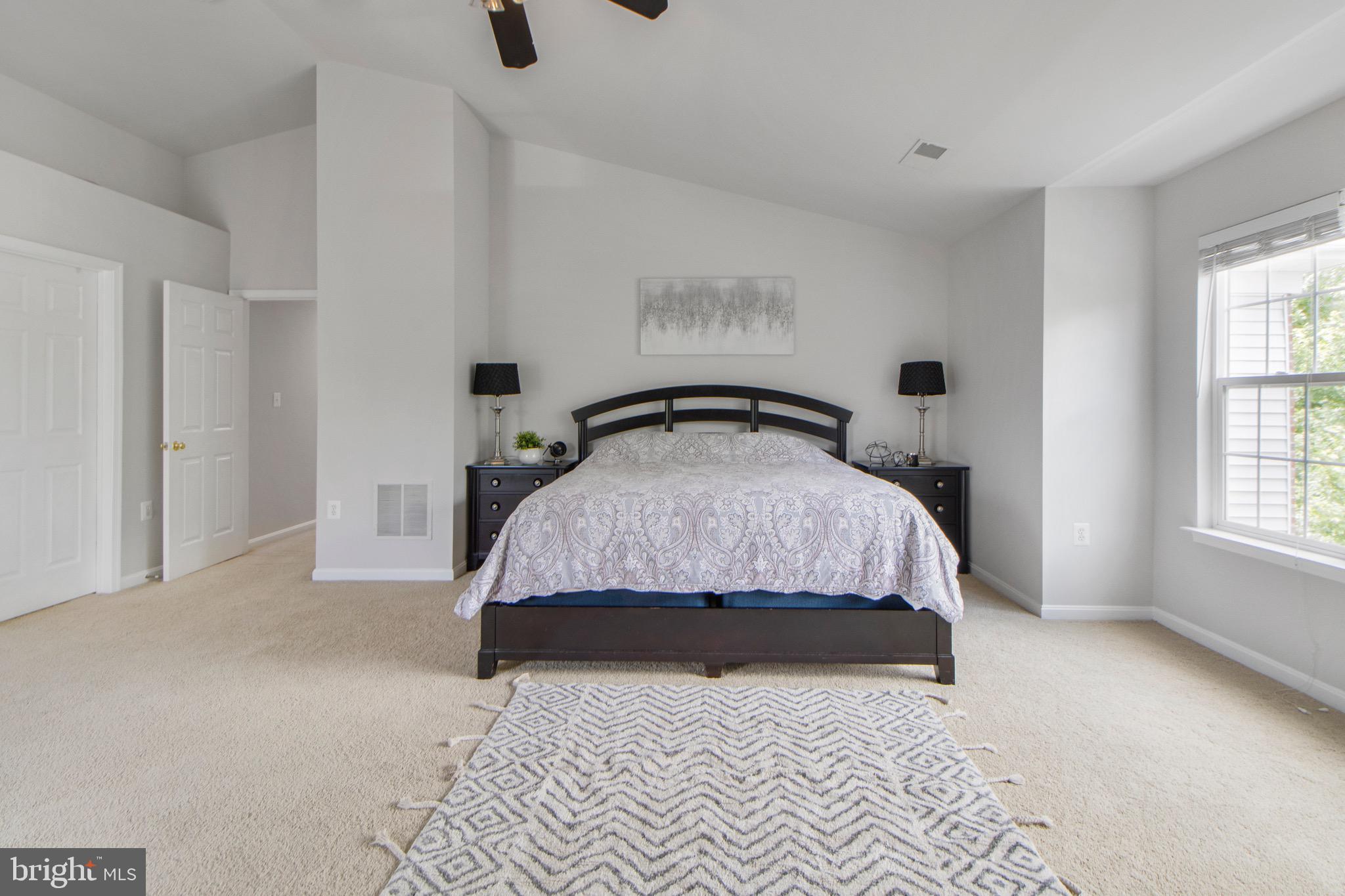 115 RICHARD DRIVE SE