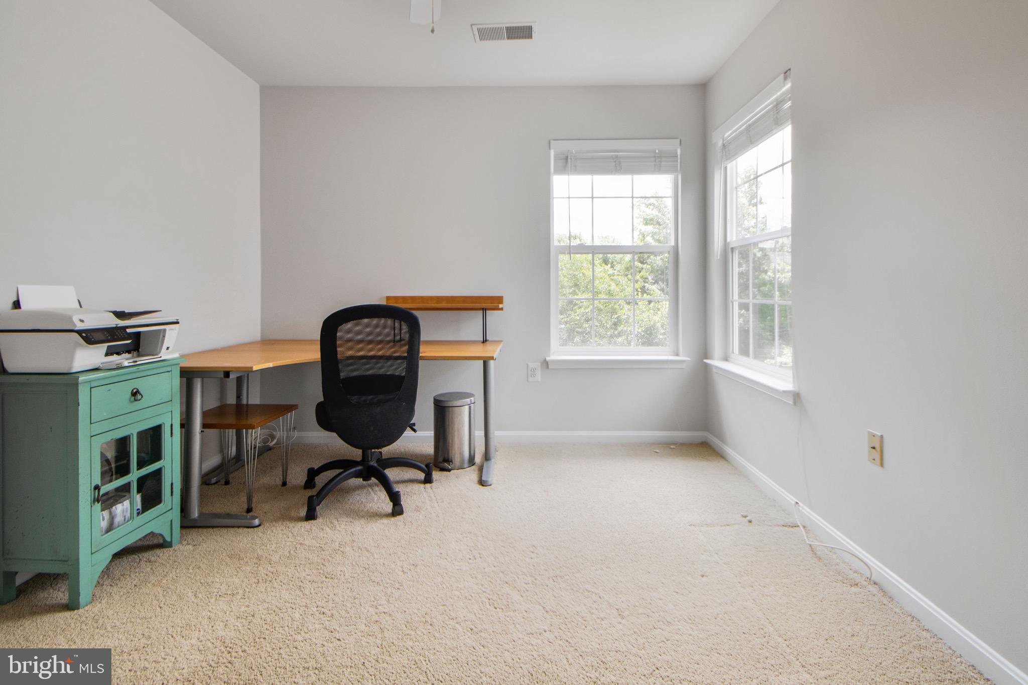 115 RICHARD DRIVE SE