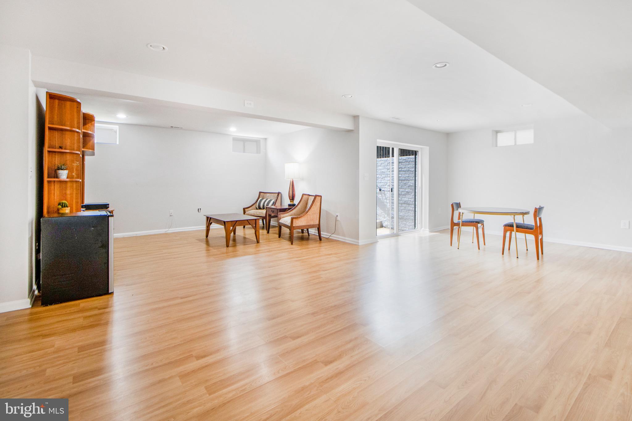 115 RICHARD DRIVE SE