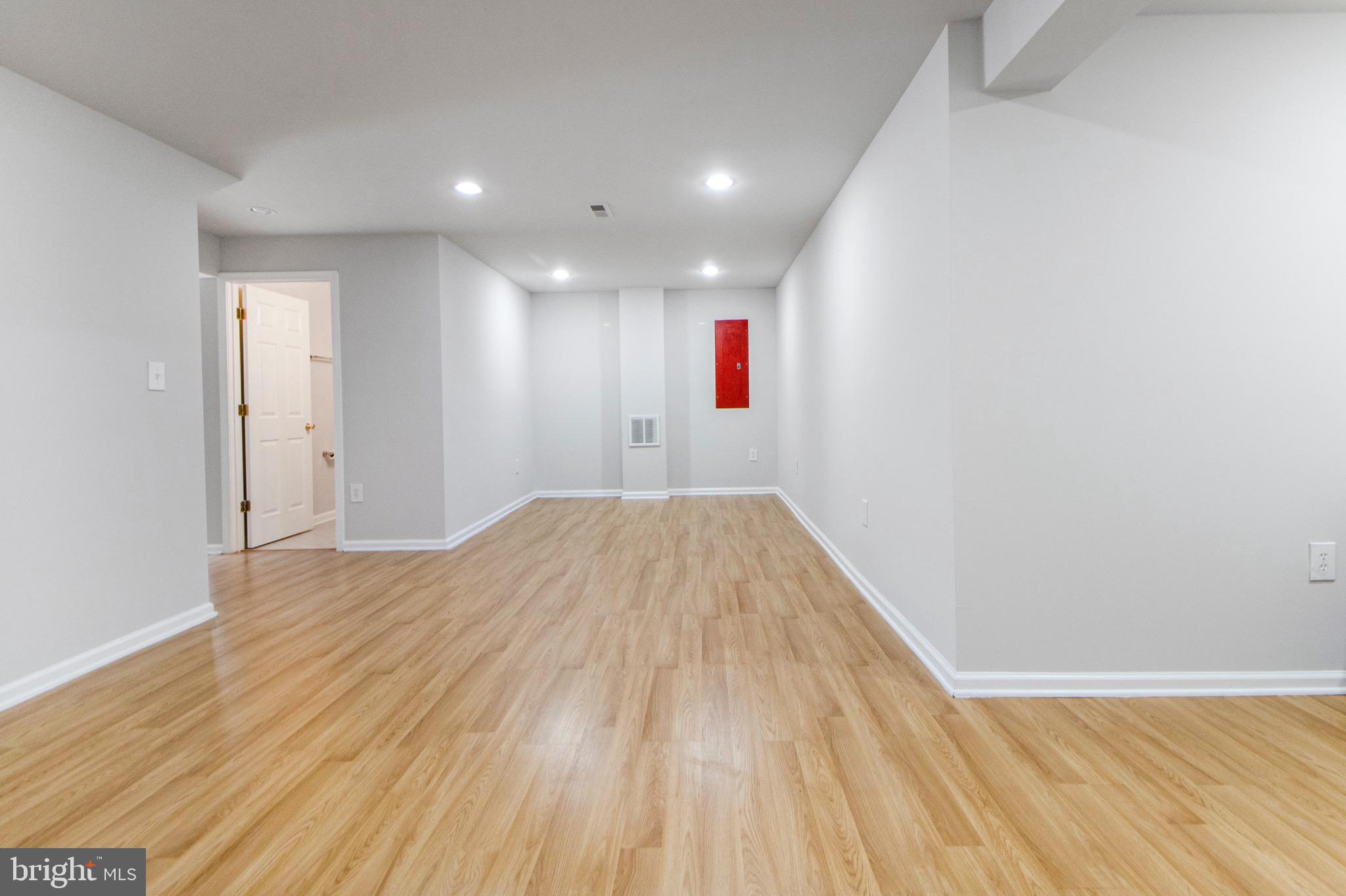 115 RICHARD DRIVE SE