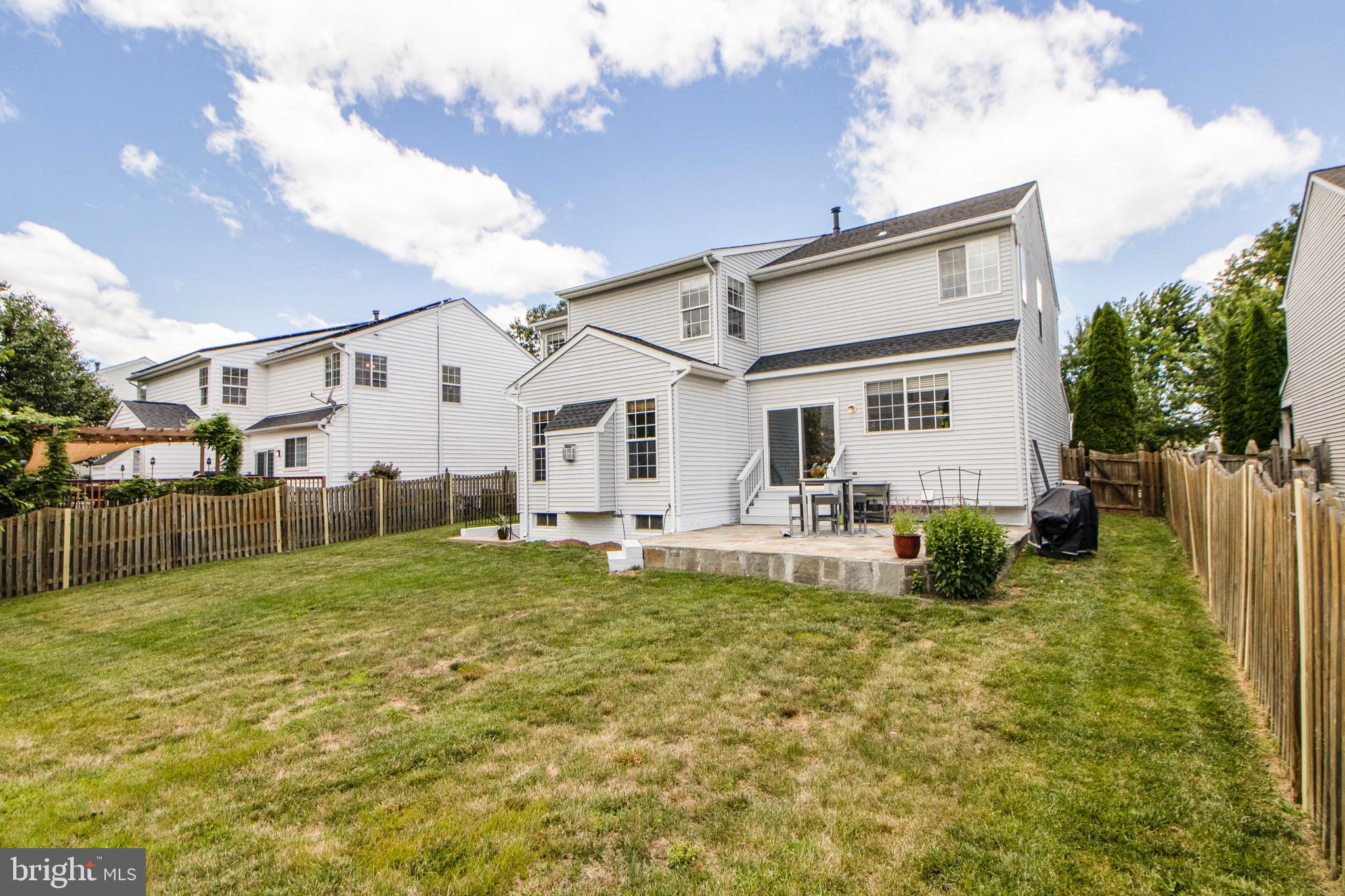 115 RICHARD DRIVE SE