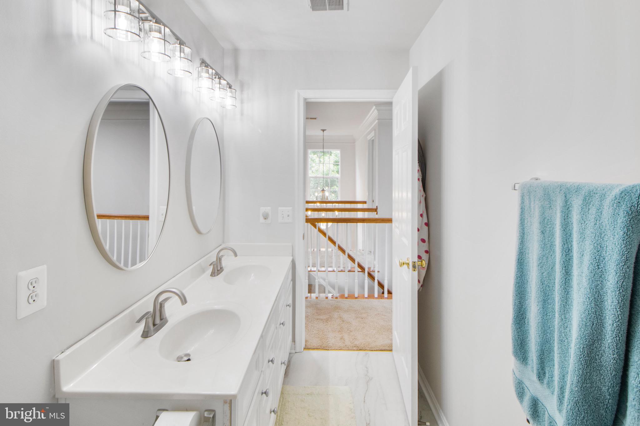 115 RICHARD DRIVE SE