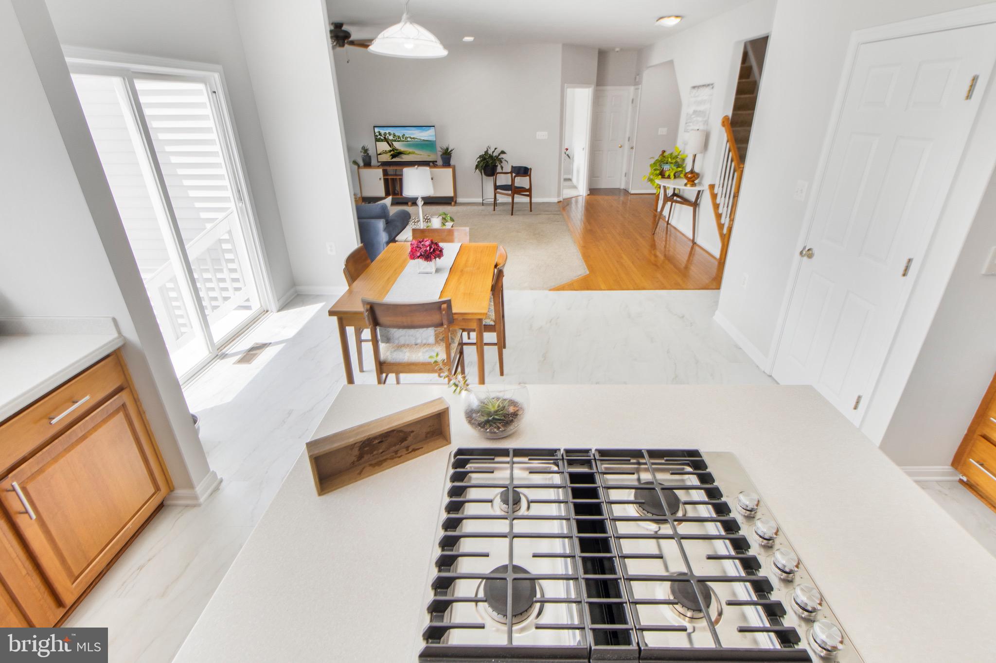 115 RICHARD DRIVE SE