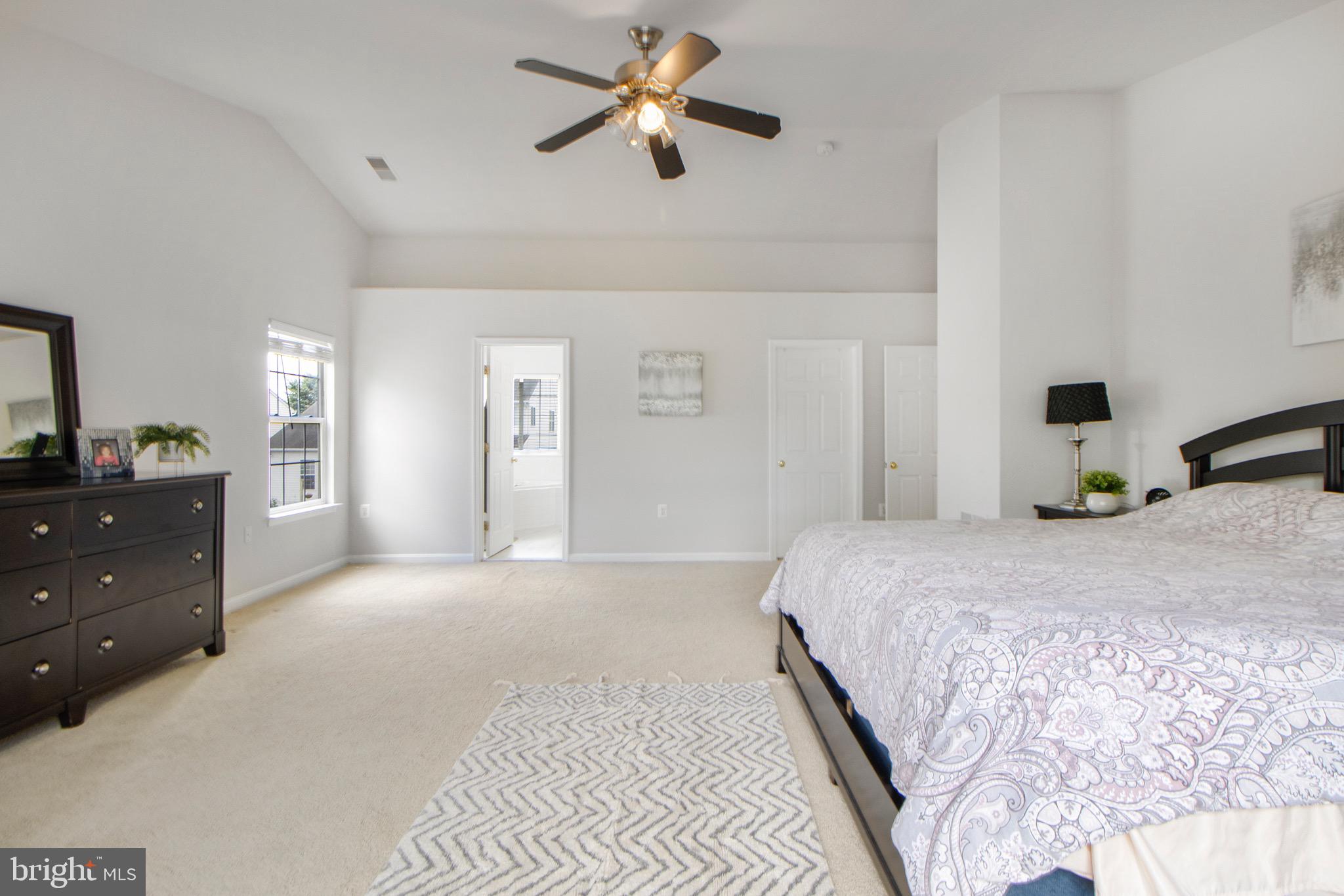 115 RICHARD DRIVE SE