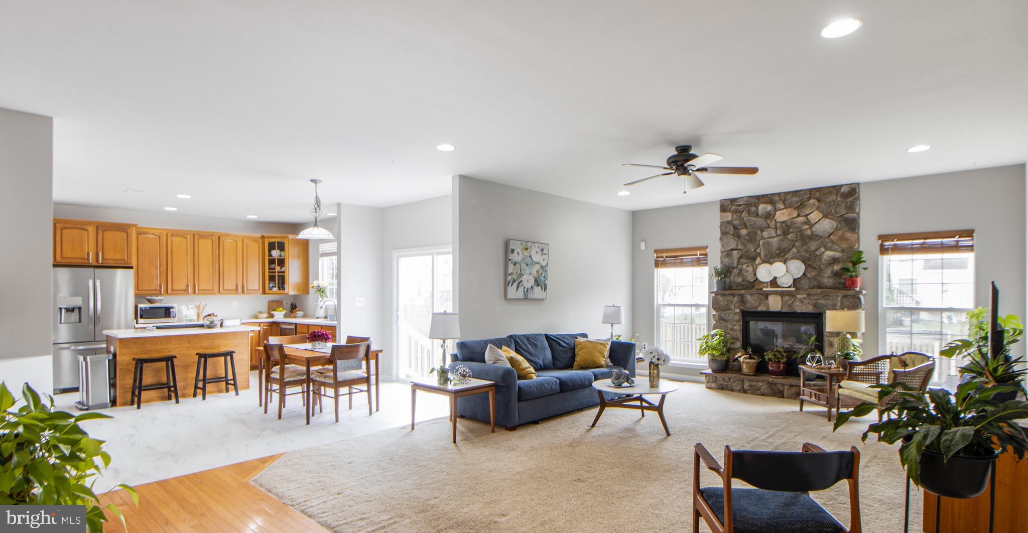 115 RICHARD DRIVE SE