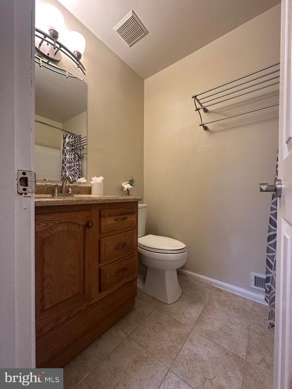 326 LANCASTER SQUARE 326