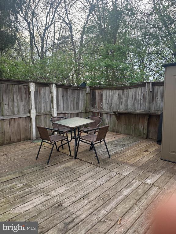 326 LANCASTER SQUARE 326