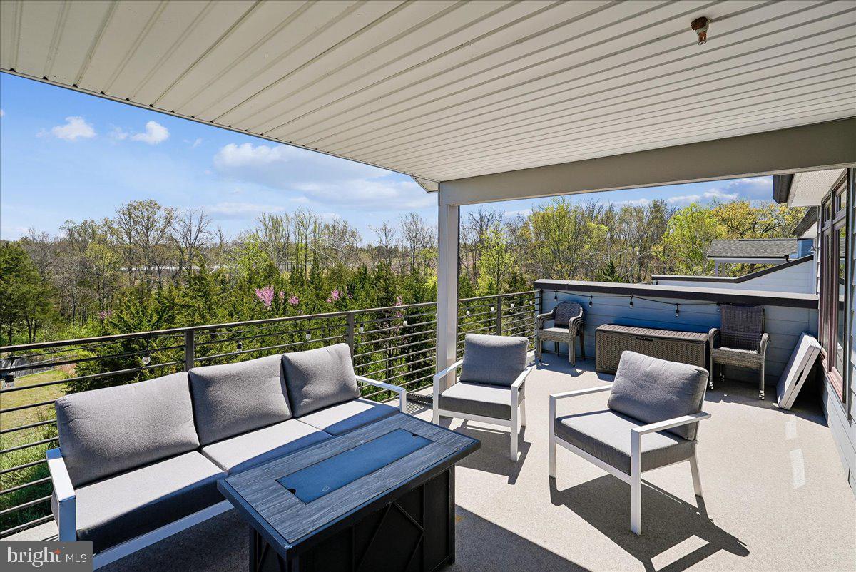 1800 BLUE MARBLE TERRACE SE