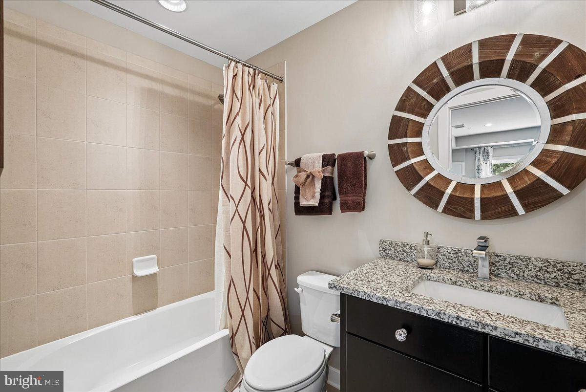 1800 BLUE MARBLE TERRACE SE