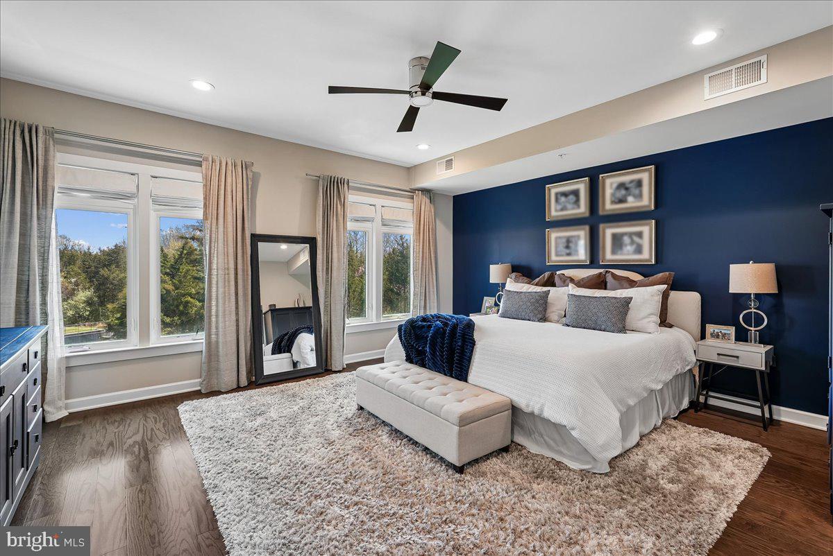 1800 BLUE MARBLE TERRACE SE