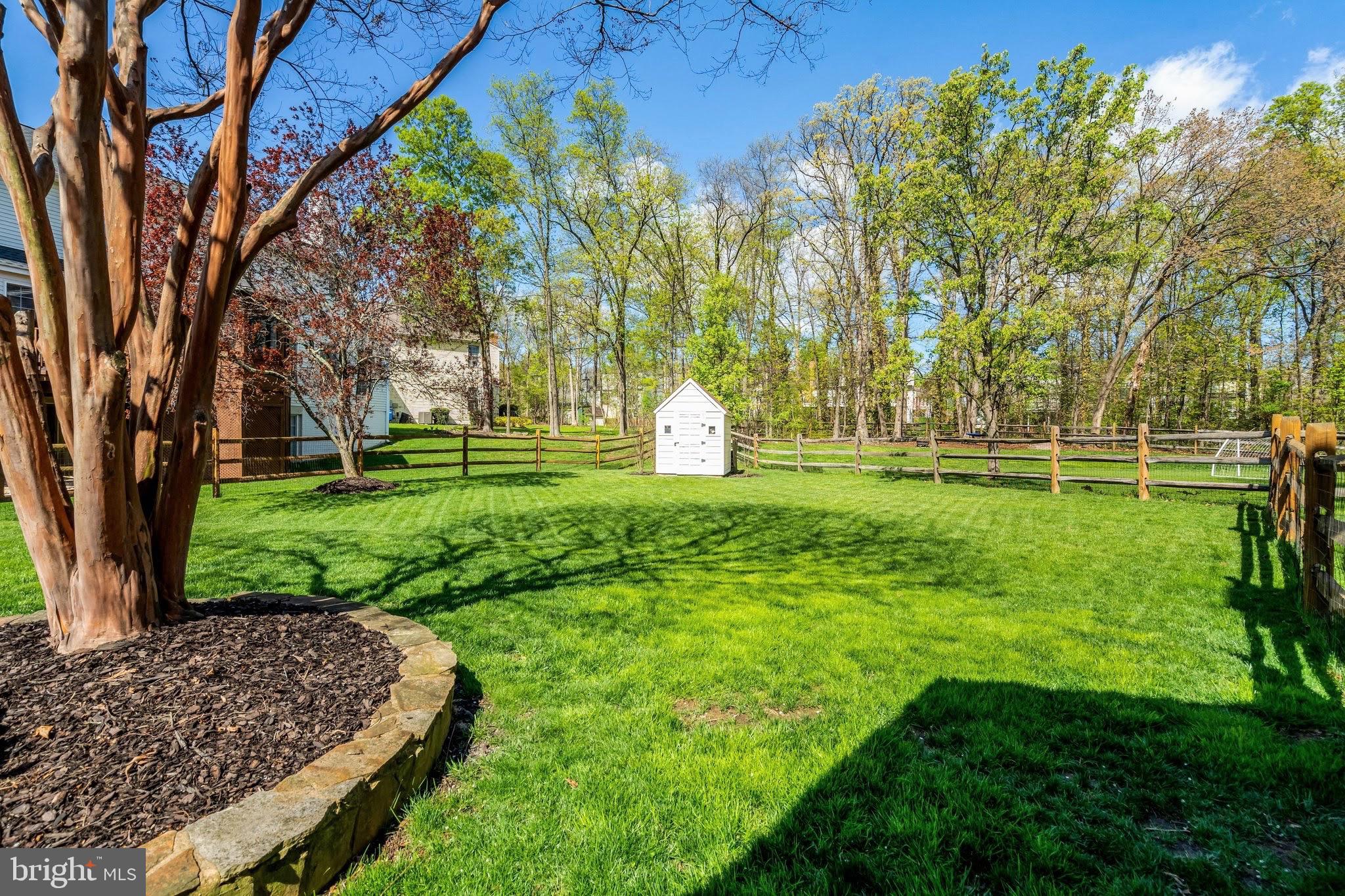 20799 AMBERVIEW COURT