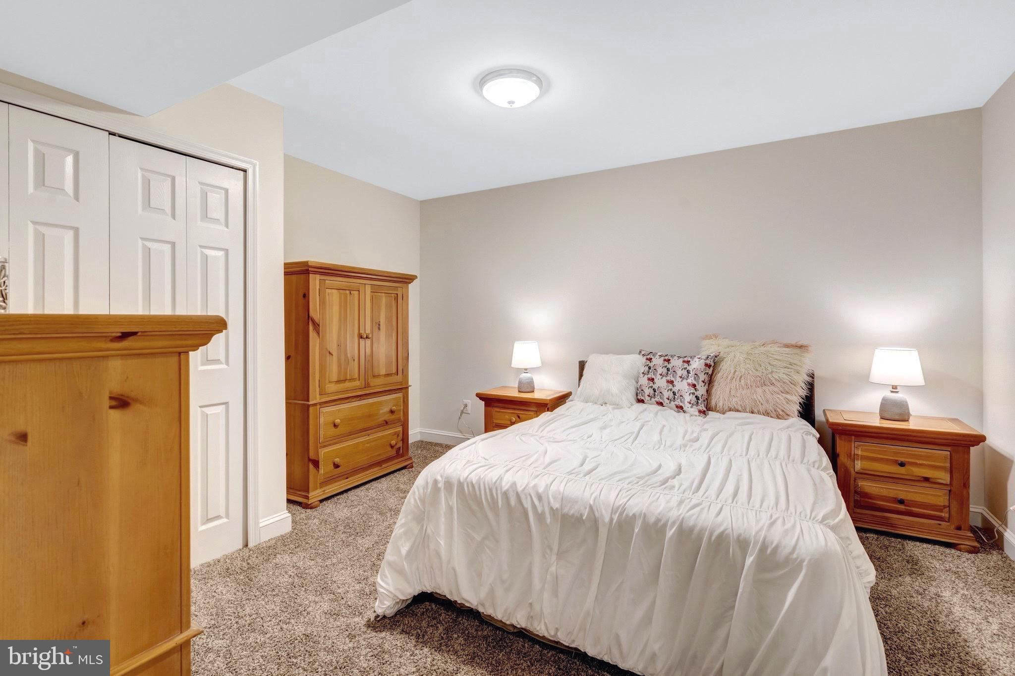 20799 AMBERVIEW COURT