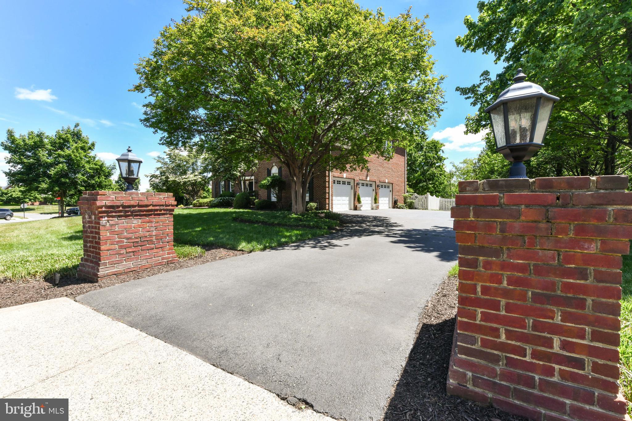 19854 ANNENBERG DRIVE