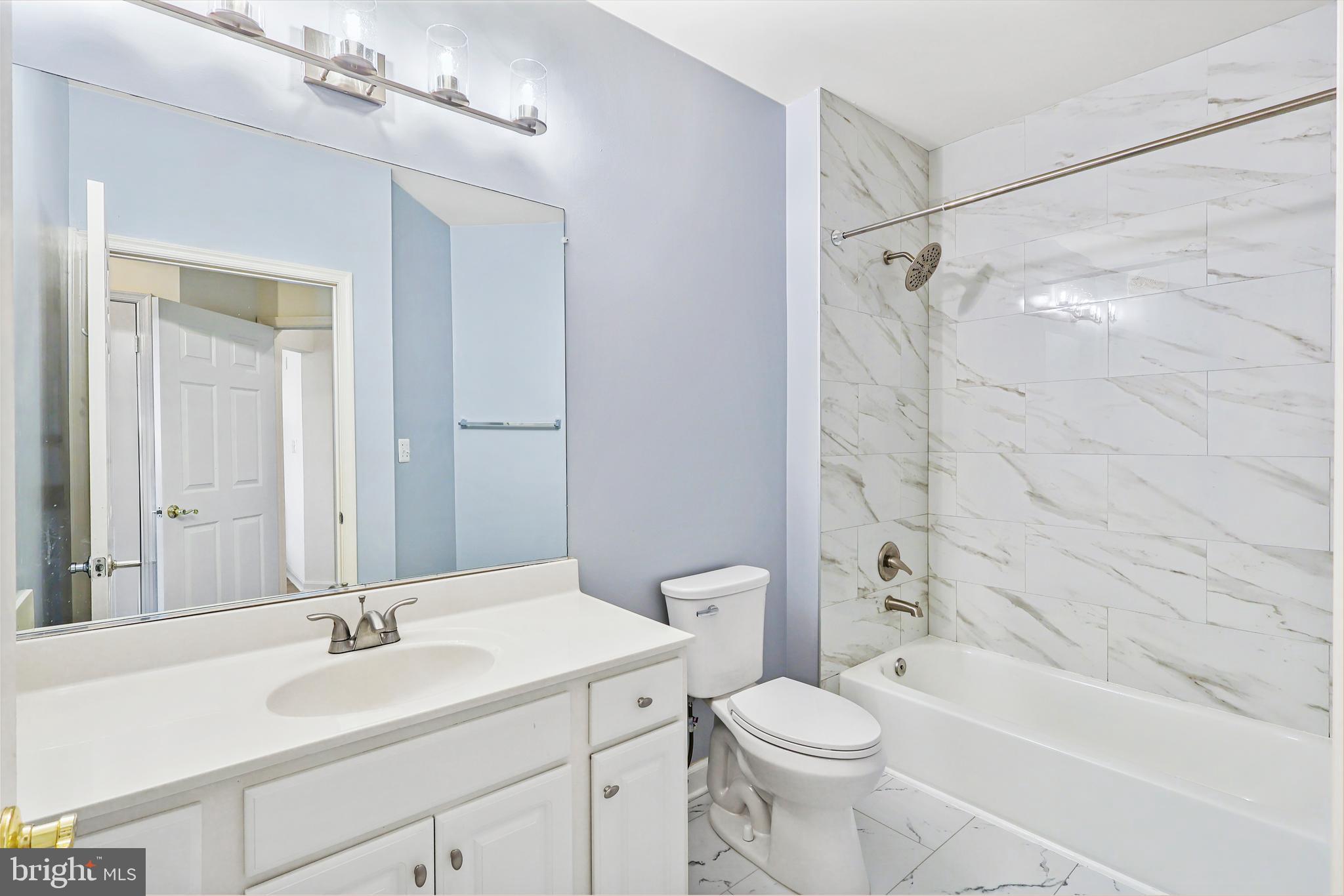 21191 MCFADDEN SQUARE 407