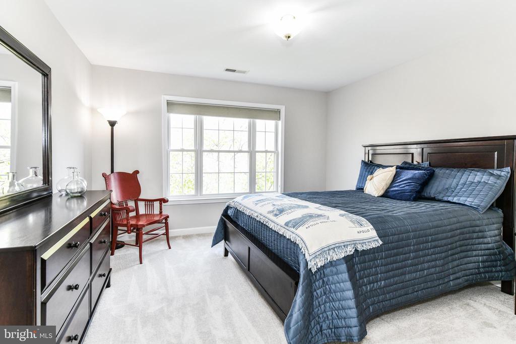 20855 BLYTHWOOD COURT