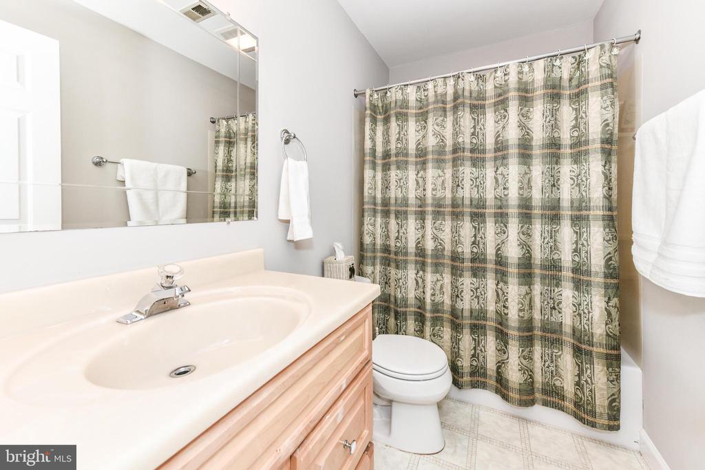 20855 BLYTHWOOD COURT