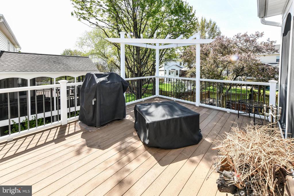 20855 BLYTHWOOD COURT